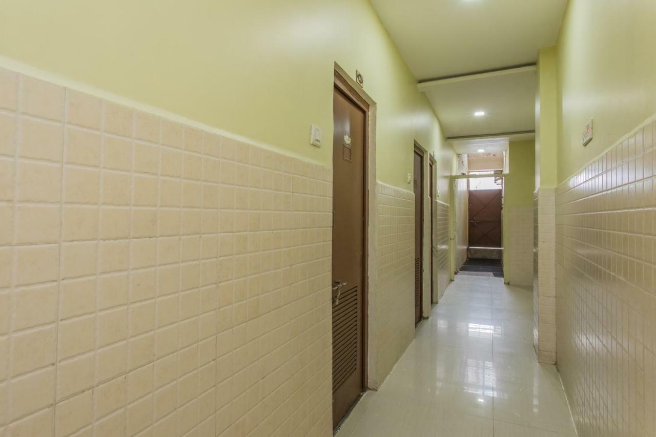Oyo 17161 Hotel Mahalaxmi Ujjain Eksteriør bilde