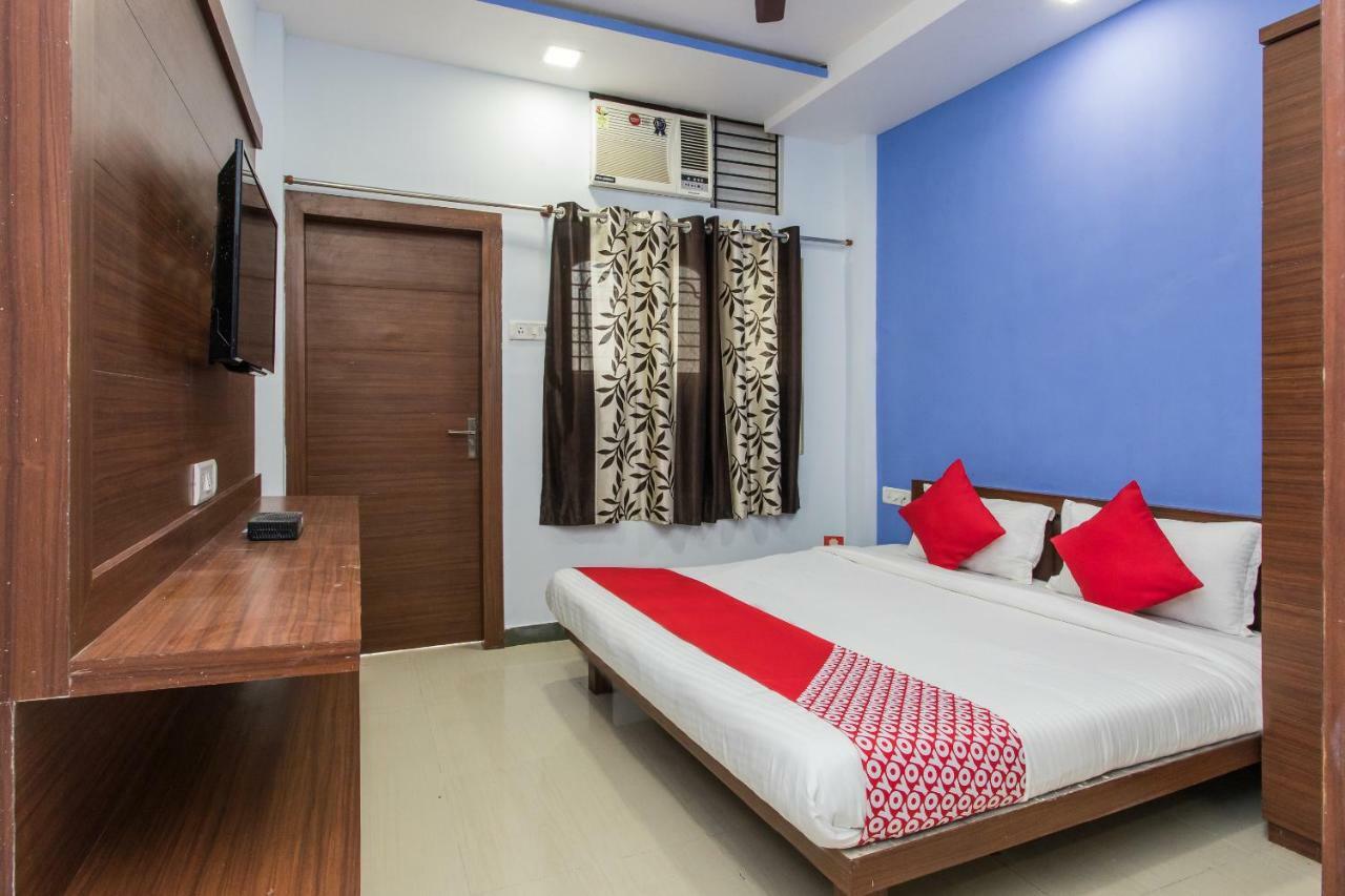 Oyo 17161 Hotel Mahalaxmi Ujjain Eksteriør bilde
